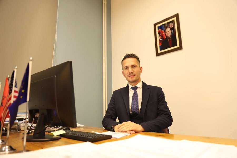 Djali i Ukë Bytyçit zgjidhet asamblist në Suharekë