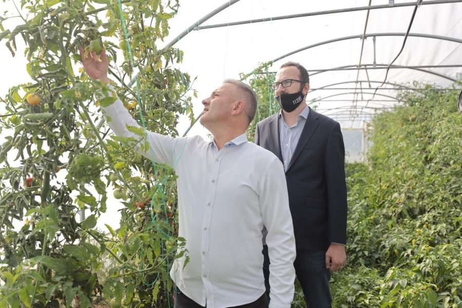 Jashari premton edhe më shumë përkrahje për fermerët në madatin e dytë