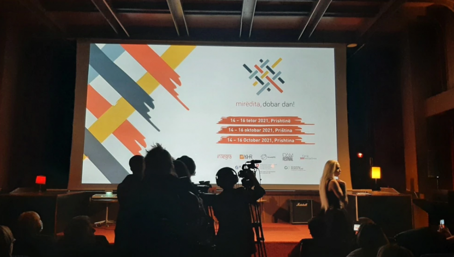 Hapet në Prishtinë festivali “Mirëdita, dobar dan”
