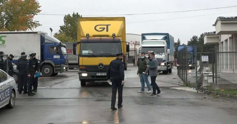 KQZ-ja shpërndan fletëvotimet nëpër komuna