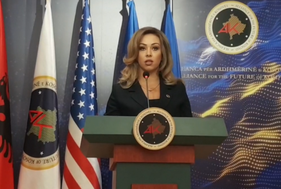 AAK-ja thotë se në disa qendra të votimit ka ndërprerje të rrymës