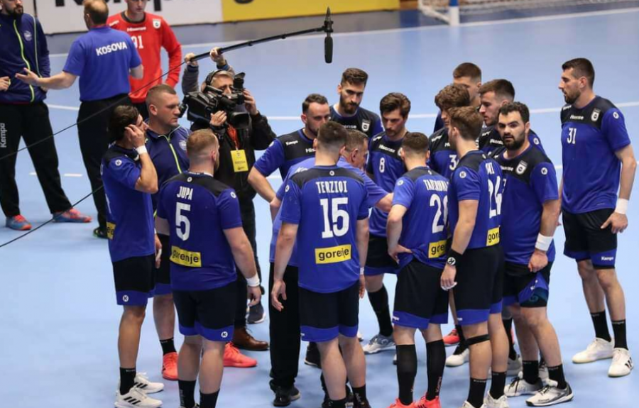Kosova mblidhet të premten, ushtron në Mitrovicë