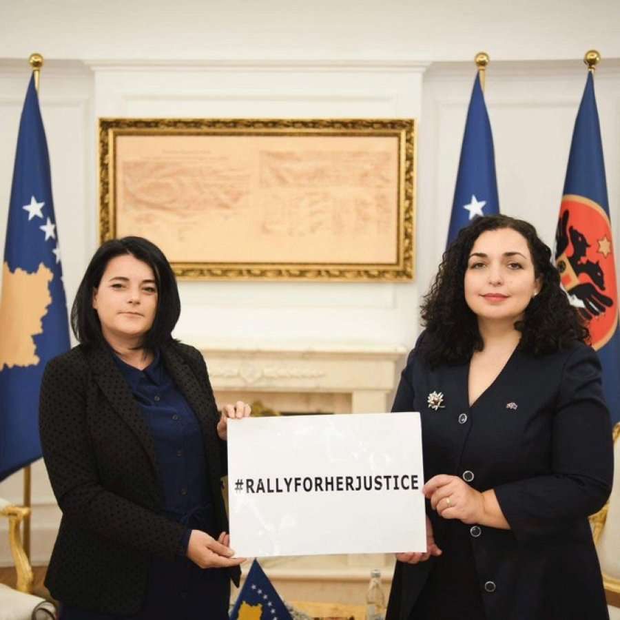 Gratë nga Kosova, Kroacia dhe Bosnja protestojnë në New York, kërkojnë drejtësi për dhunën seksuale nga Serbia gjatë luftës