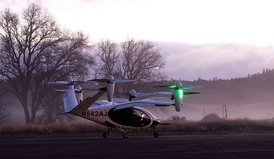 NASA teston avionin që mund të përdoret si taksi brenda 3 vitesh