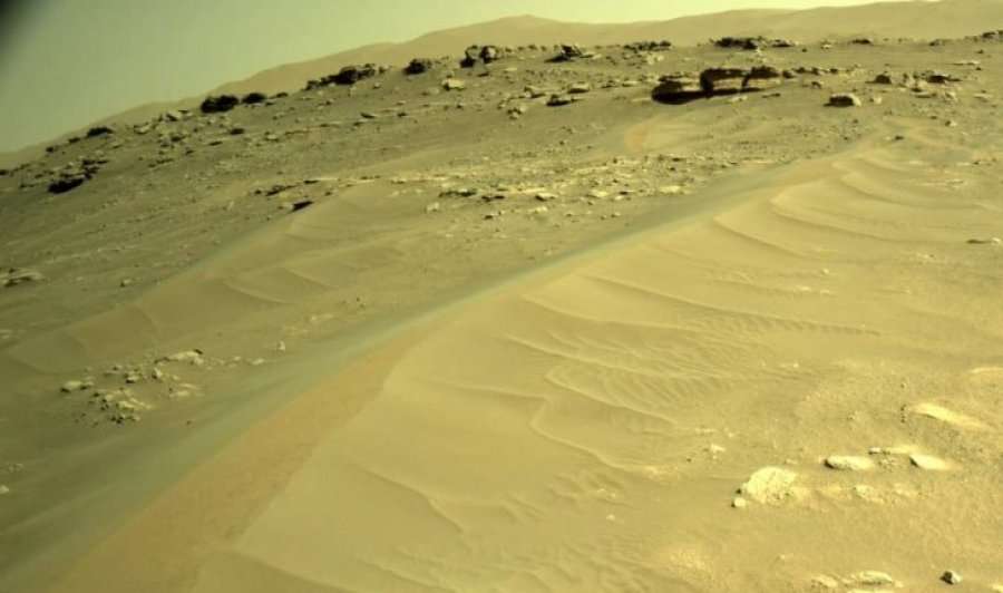 Gjurmë jete në Mars, pamjet se çka ka kapur Roveri i NASA-s atje