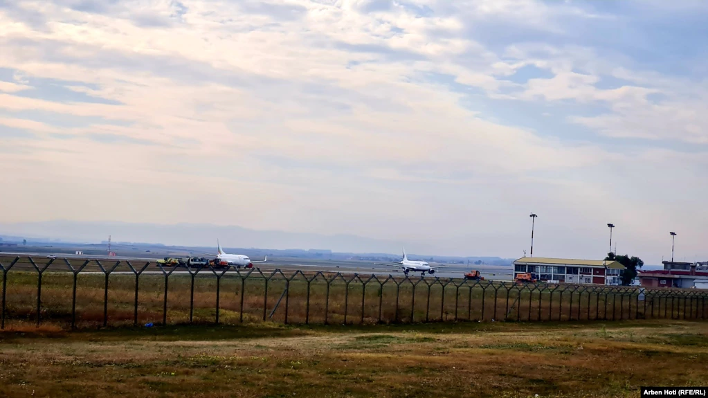 Nis largimi i afganëve nga Kosova