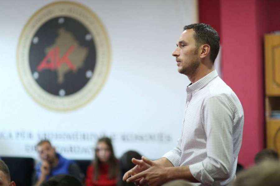 Jakupi kritikon Qeverinë për mungesë të barnave në Kamenicë, pretendon fitore në balotazh