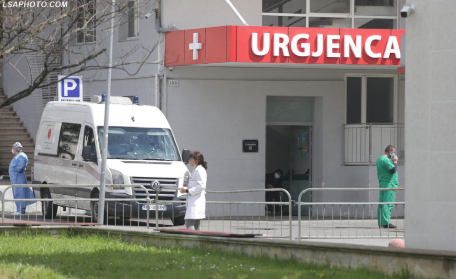 Shtatë të vdekur dhe mbi 800 raste të reja me COVID-19 në Shqipëri