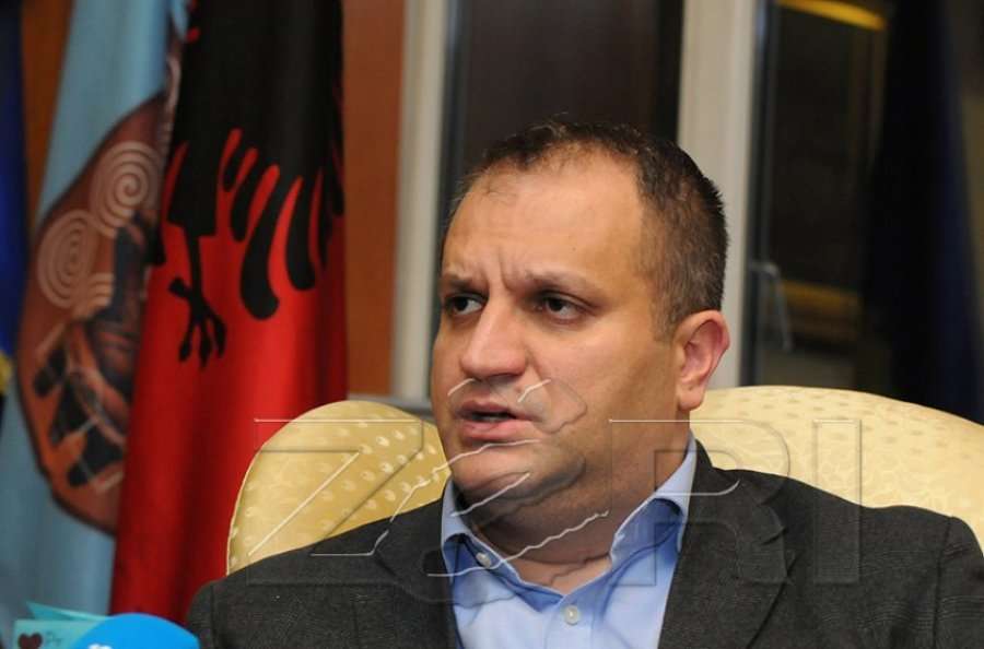 Ahmeti jep versionin e tij të incidentit me Tovërlanin