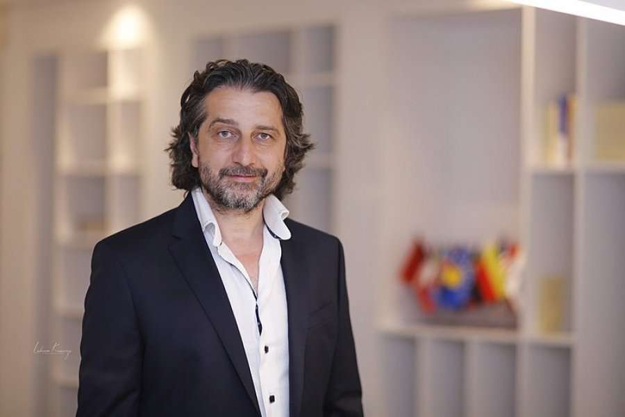 Përparim Rama publikon online programin e tij për Prishtinën