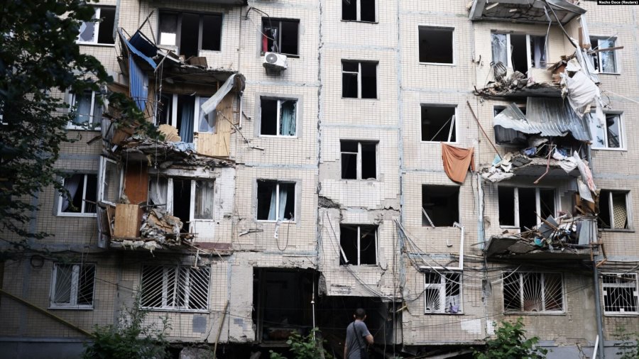 Amnesty International akuzon forcat ukrainase për rrezikimin e civilëve