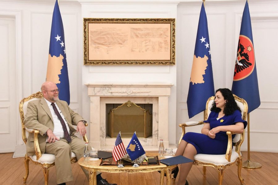 Osmani diskuton me Hovenierin për vazhdimin e koordinimit për masat e reciprocitetit