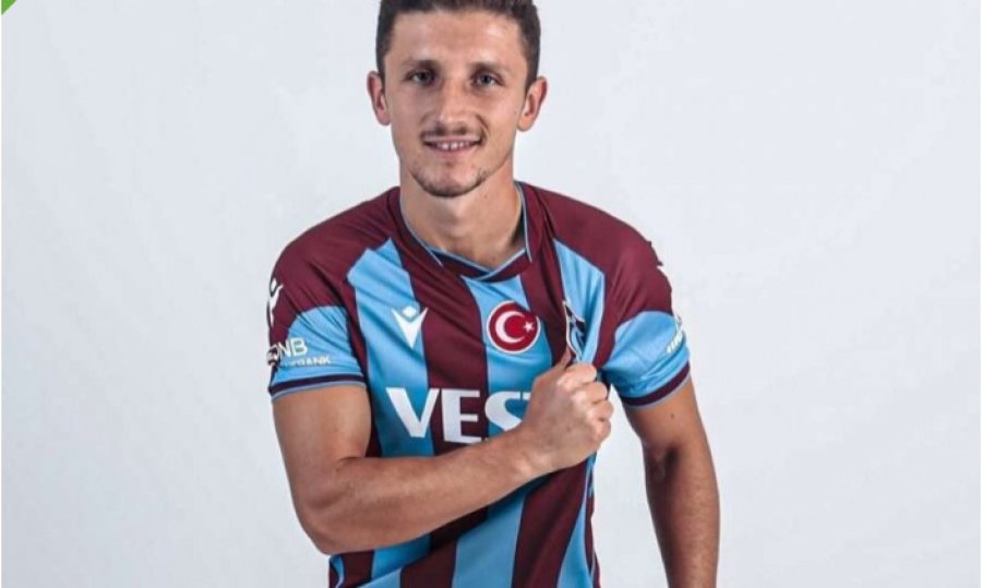 Zyrtare: Enis Bardhi transferohet te Trabzonspori