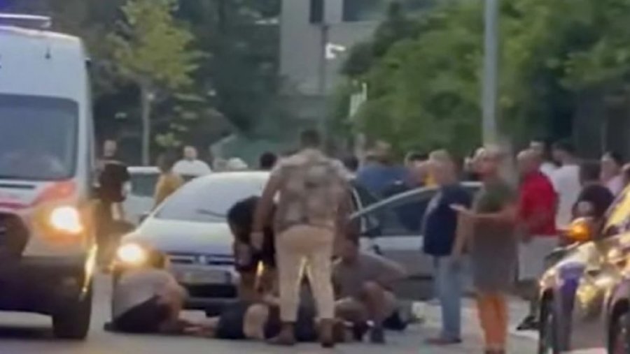 Aksident i rëndë në Tiranë, shoferja përplas një 27-vjeçare e më pas çiftin Hysa