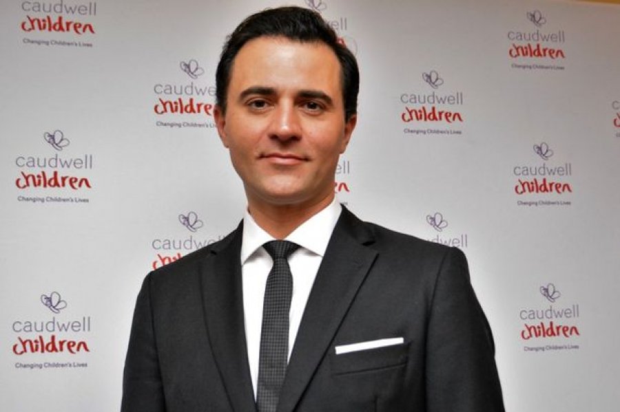 Ndahet nga jeta papritur këngëtari dhe aktori Darius Campbell Danesh