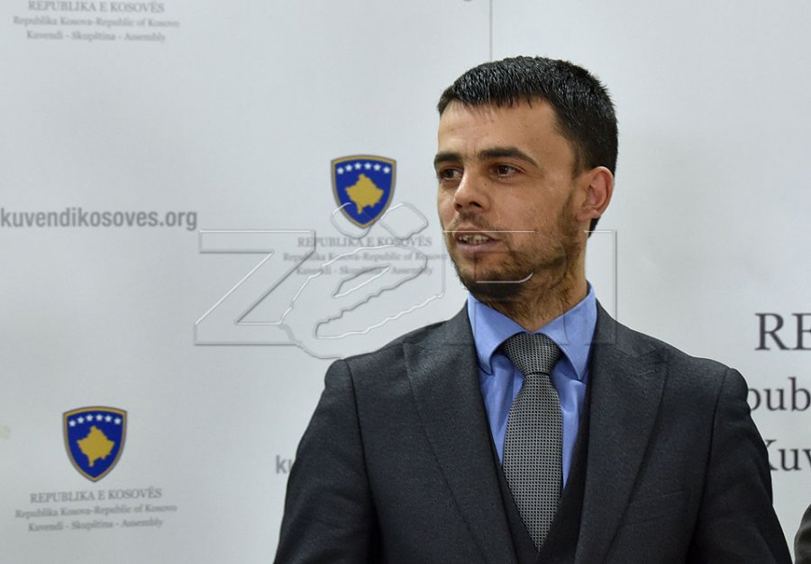 Partia e Ashkalive pezullon aktivitetin, akuzojnë kryetarin Hetem Arifi