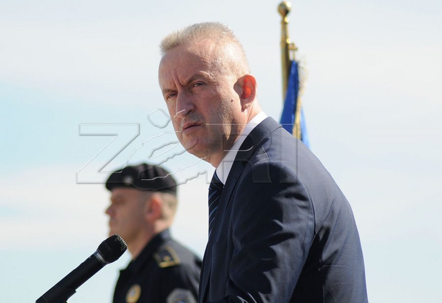 Qalaj për dorëheqjen e Mehmetit: Largimi i tij i imponuar nga Qeveria, shkarkimi i tij “punë e kryer” qe një javë