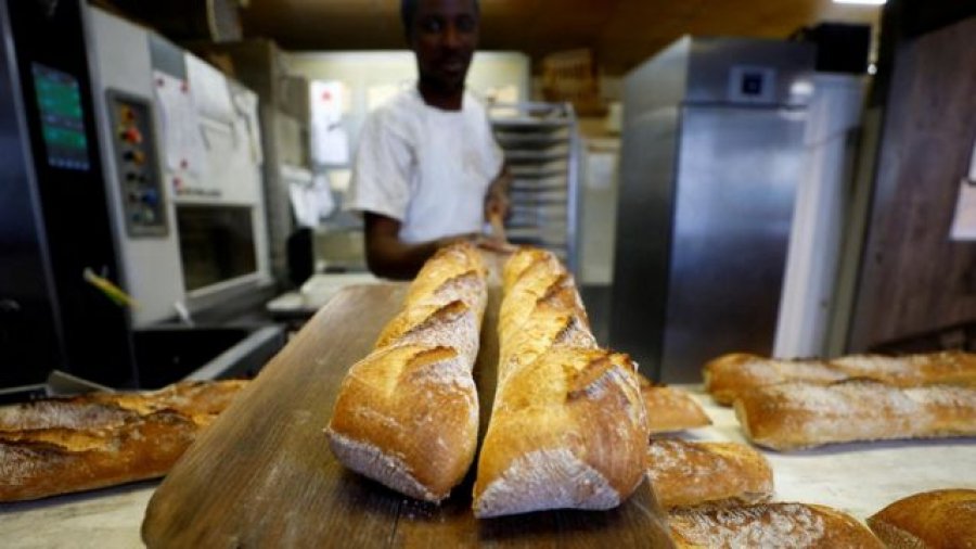 Buka franceze “Baguette” bëhet pjesë e UNESCO-s
