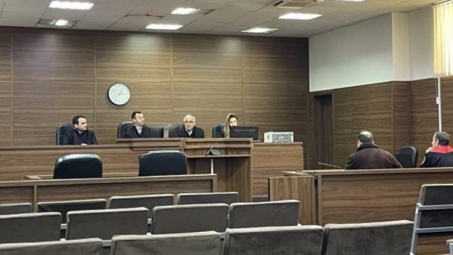 Prokurorja mungon për arsye shëndetësore, shtyhet gjykimi ndaj doganierit të akuzuar për korrupsion
