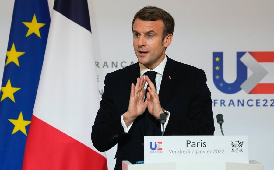 Heqja e vizave për Kosovën gjatë presidencës franceze? Flasin Florian Bieber dhe Viola von Cramon