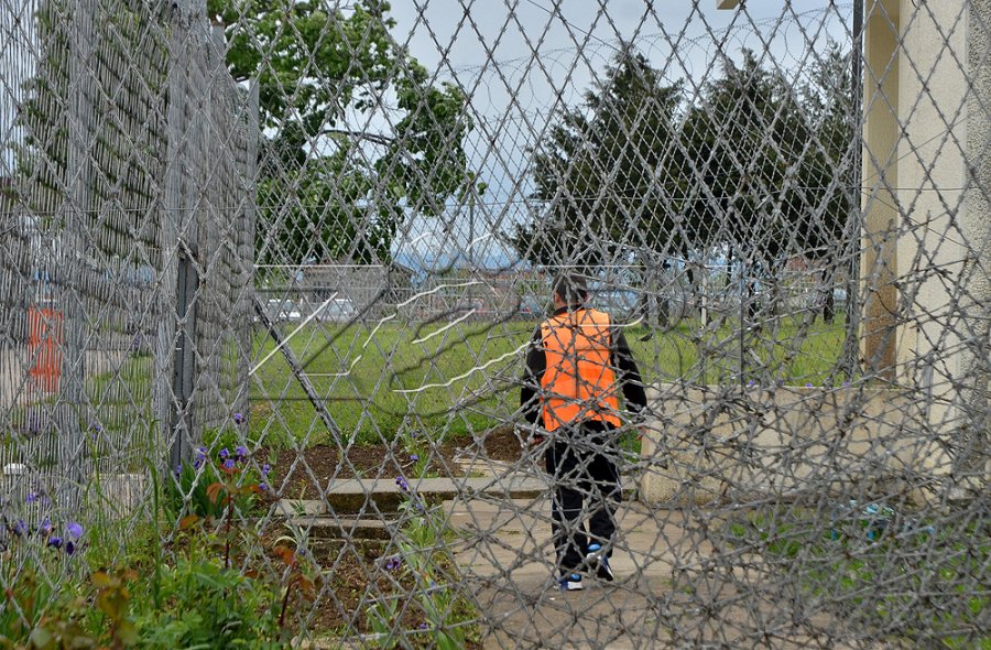 Një i burgosur sulmohet në Burgun e Dubravës