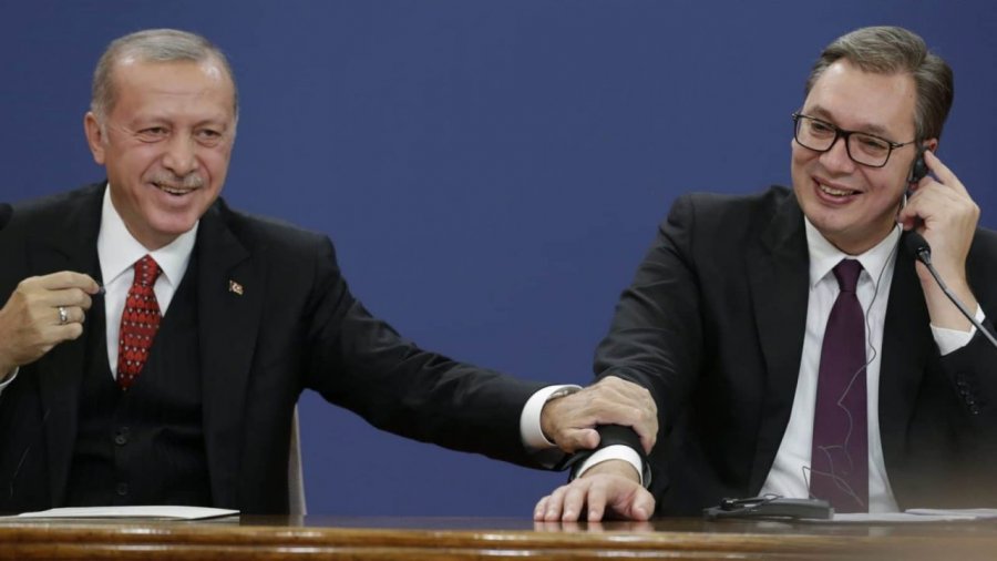 Erdogani dhe Vuçiqi pajtohen për të ndërmjetësuar bisedimet për krizën në Bosnjë