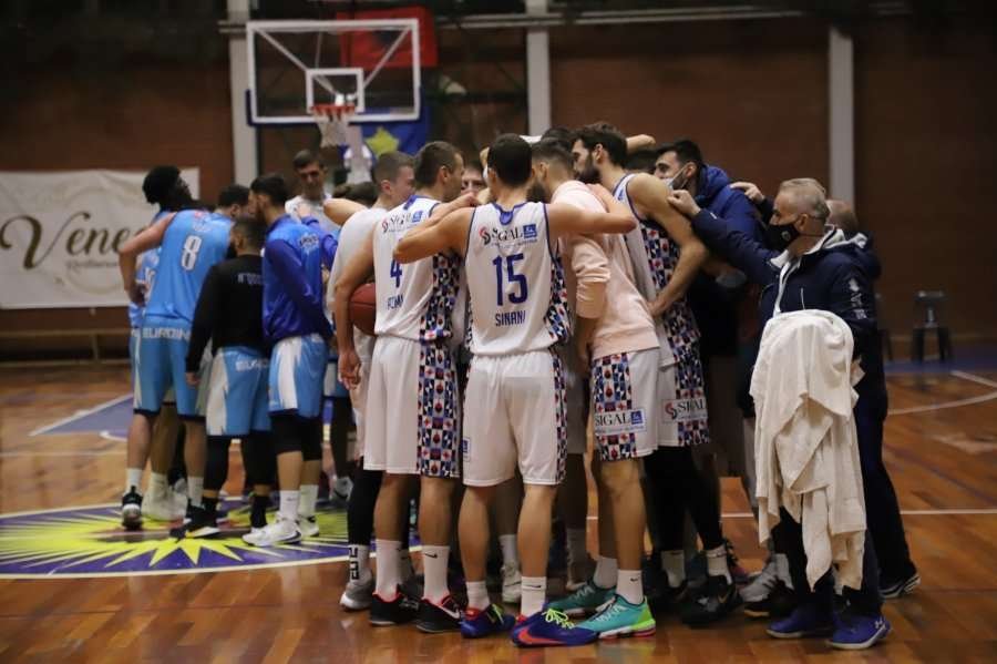 Prishtina fiton ndaj skuadrës izraelite