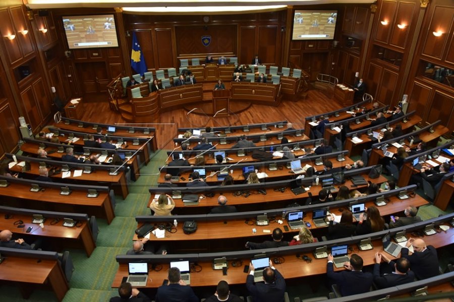 Kuvendi s’i miraton rekomandimet e opozitës për masat kufizuese