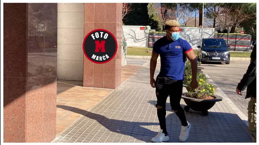 Adama Traore arrin në Barcelonë për testet mjekësore