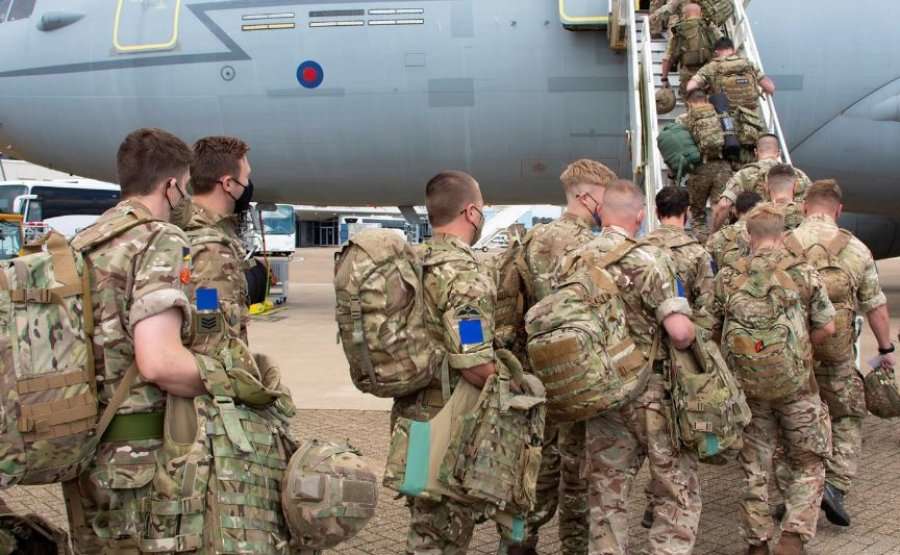 Trupat britanike duhet të përgatiten për të luftuar edhe një herë në Evropë, thotë kreu i ushtrisë britanike