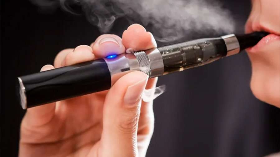 SHBA-ja ndalon prodhimin e cigareve elektronike