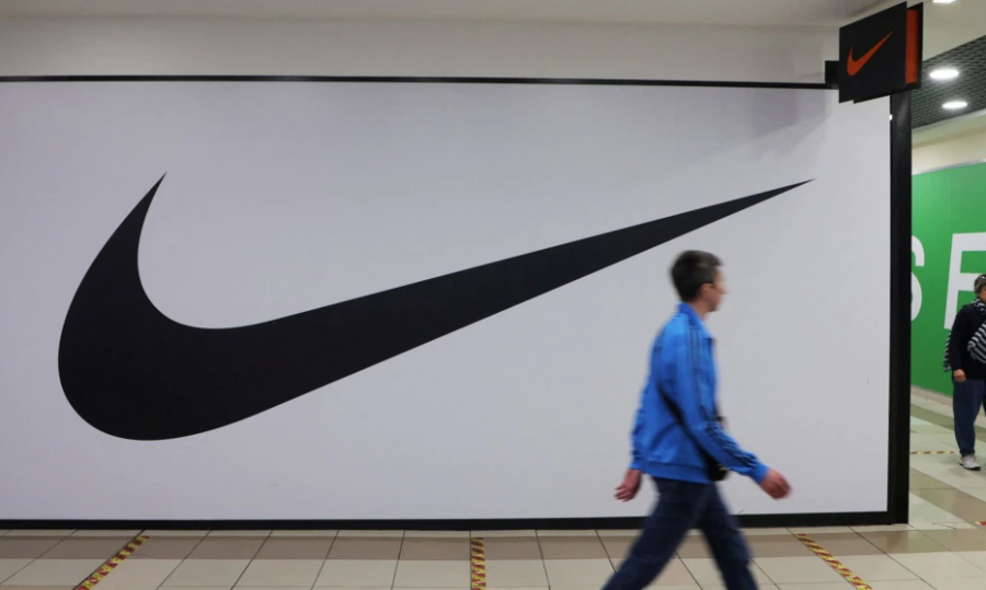 Kompania Nike largohet plotësisht nga tregu rus
