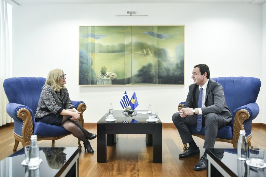 Kurti kërkon njohje nga Greqia në takimin me shefen e Zyrës Greke në Kosovë