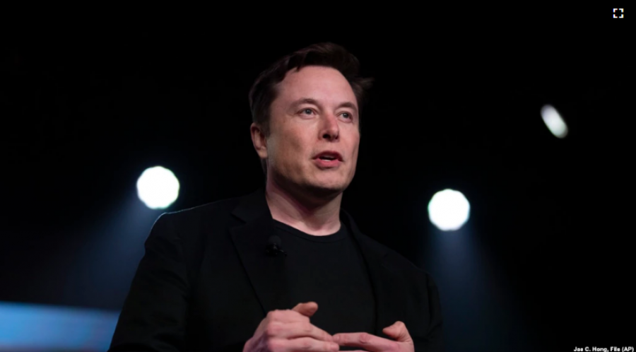 Elon Musk: Marrëveshja për blerjen e Twitter-it, “përkohësisht në pritje”