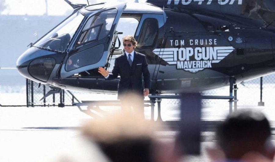 Kritikët e filmit lavdërojnë rikthimin e Tom Cruise në vazhdimin e “Top Gun”