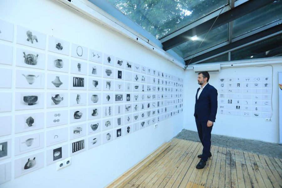 Çeku: 1247 artefakte të Kosovës po mbahen ilegalisht në Serbi