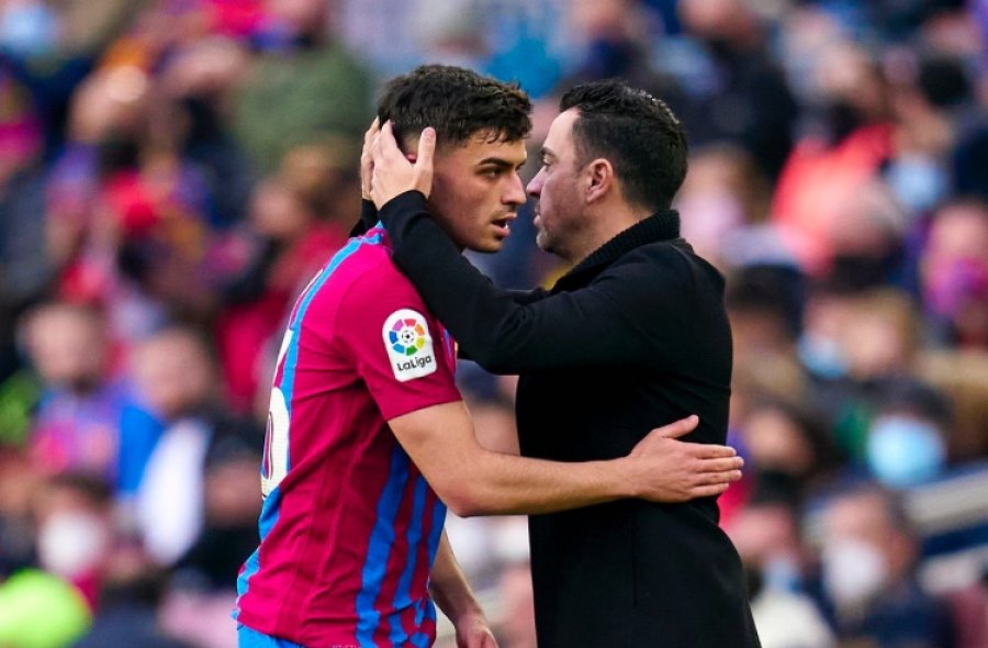 Xavi shpjegon se çfarë e bën superyllin e Barcelonës dhe Spanjës, Pedrin kaq të veçantë