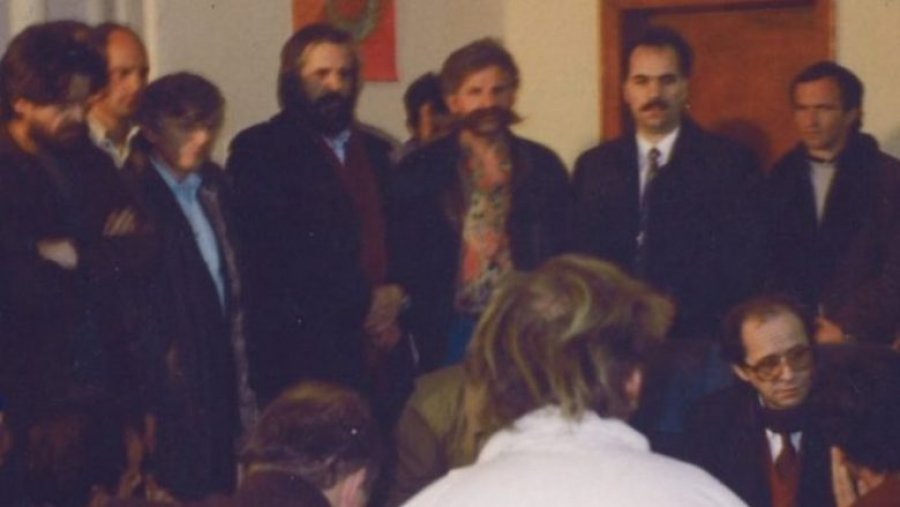 Geci: Rugova nuk urrehej në familjen Jashari, unë e kam mbajtur foton e tij në sallon