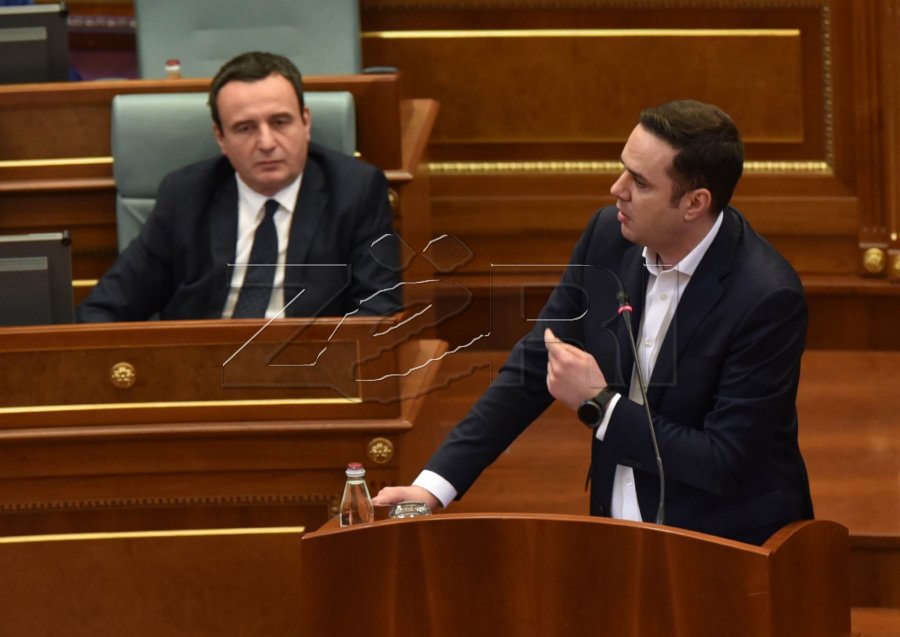 Abdixhiku: Nëse Kurti e ka brengë Serbinë, të merret me Berishajn