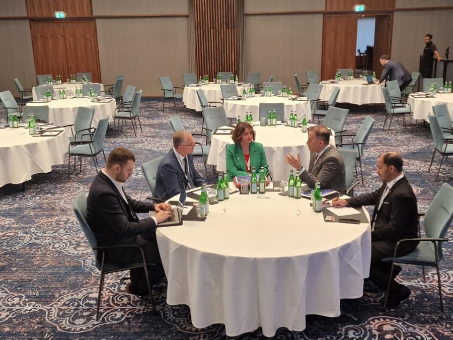 Bislimi në Frankfurt, takohet me investitorë të ndryshëm