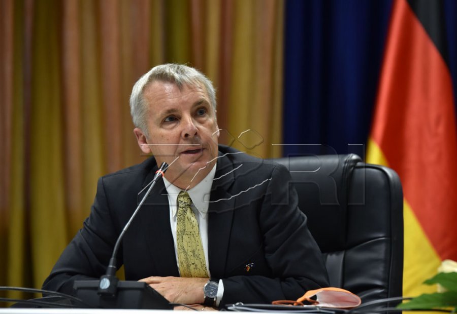 Rohde: Në fillim të vitit tjetër do të liberalizohen vizat për Kosovën