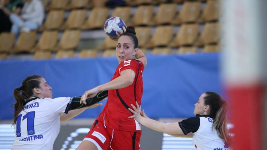 Hendboll: Kastrioti sfidon kampionin