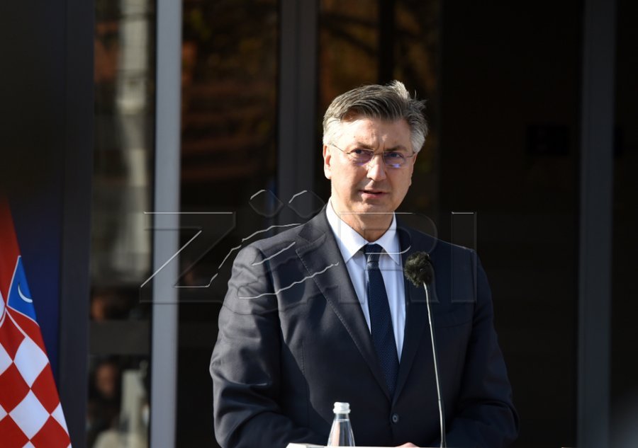 Kroacia forcon kufijtë, ushtrinë dhe policinë për shkak të situatës në botë