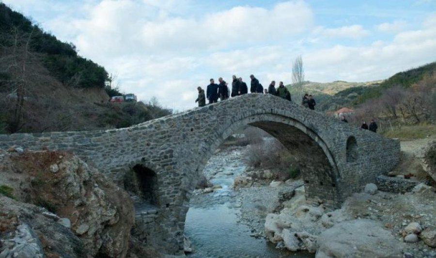 Margariti: Restaurohet Ura e Kurçajt në Nikël, thesar i trashëgimisë kulturore