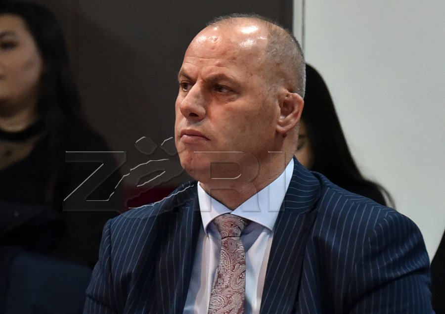 Dy figura qendrore të PDK-së, distancohen nga Ramiz Lladrovci, e akuzojnë s’e ua keqpërdori emrin