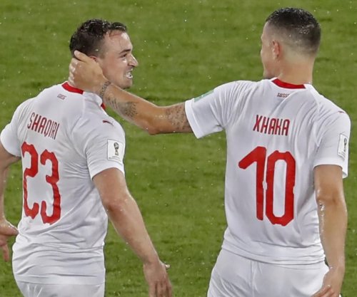 FIFA dënon Serbinë për thirrjet fyese nga tifozët serbë ndaj Shaqirit dhe Xhakës