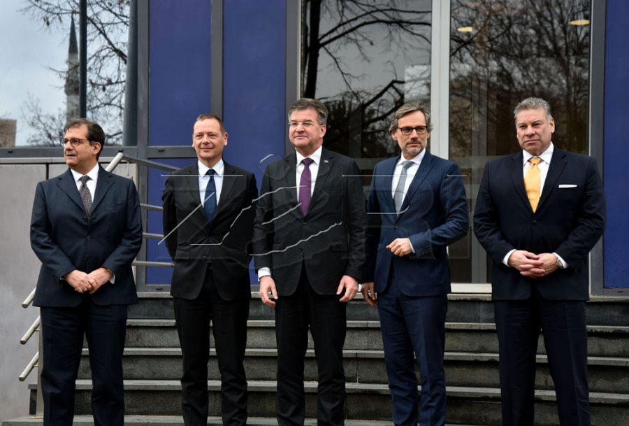 Vizitat e zyrtarëve ndërkombëtarë rritin shpresat për marrëveshje finale