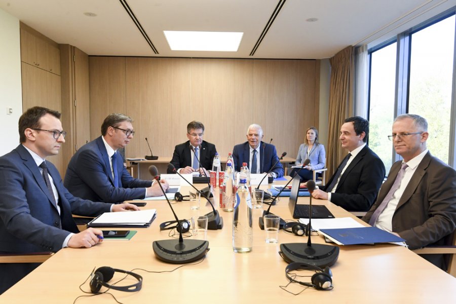 BE: Draftstatuti pikënisje për Asociacionin, Kroacia ofron modelin e saj