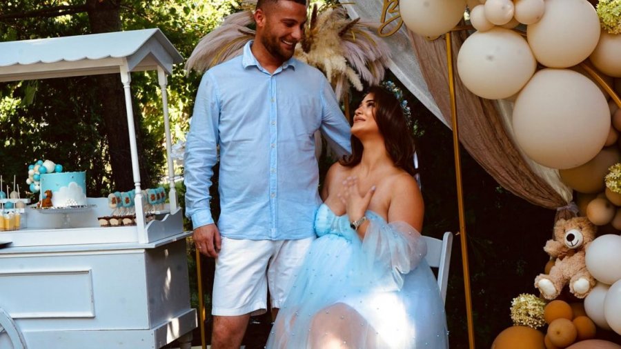 Lyrical Son dhe gruaja e tij sërish prindër, bëhen me djalë pas dy vajzave