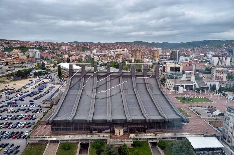 Nënshkruhet marrëveshja për transformimin e Pallatit të Rinisë
